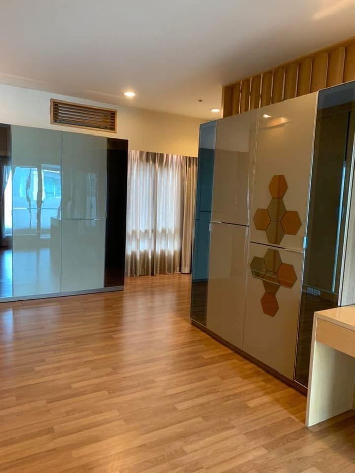 picture Townhouse for rent, Baan Klang Muang Urbanian Rama 9-Ladprao - 1/5