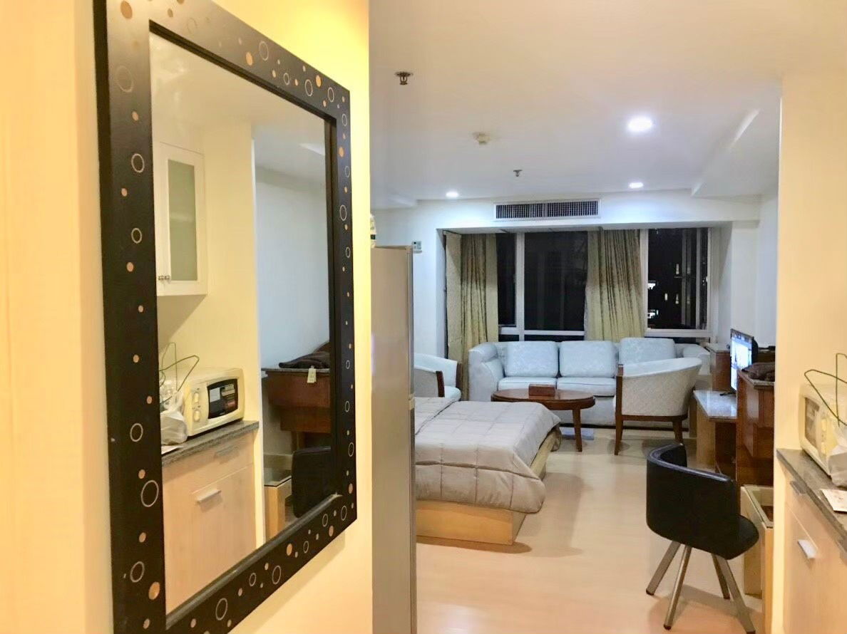 picture OMG3002  < Available 15-Aug-25 >  Studio - BTS Nana - for RENT @ [ The Trendy condo ] - 1/7