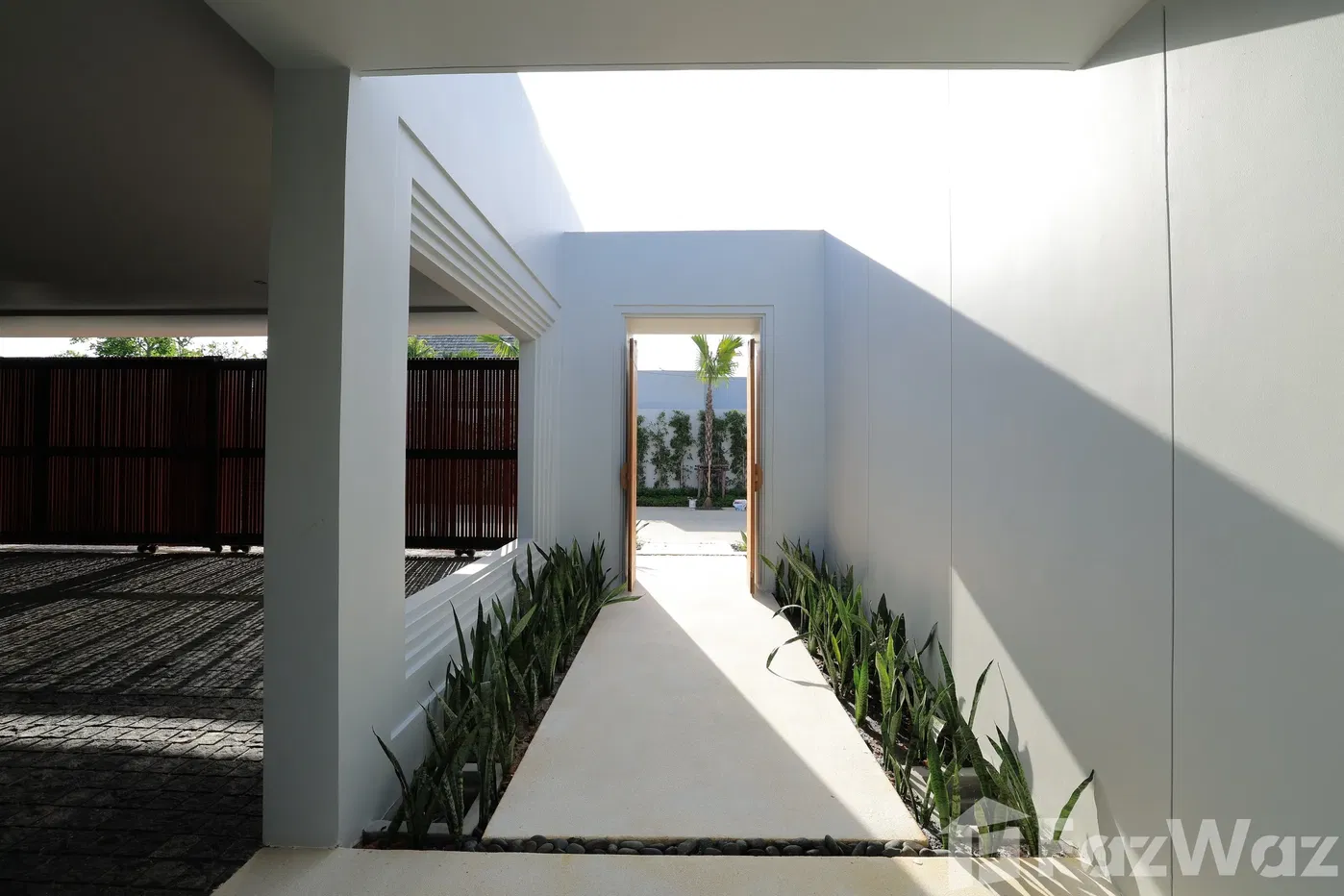 picture Stunning 4 bedrooms villa for sale - 13/15
