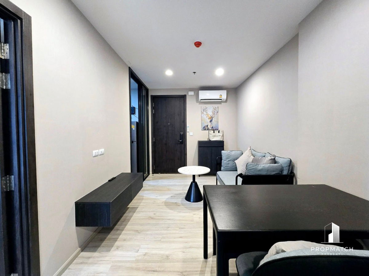 รูป ✨Flash Deal ✨ XT Huaikhwang ( 1Bed 1Bath 35 SQM.) แต่งครบพร้อมอยู่ !! เพียง 21,000 บาทต่อเดือน Tel.0981315848 @propmatch - รูปที่ 4/16