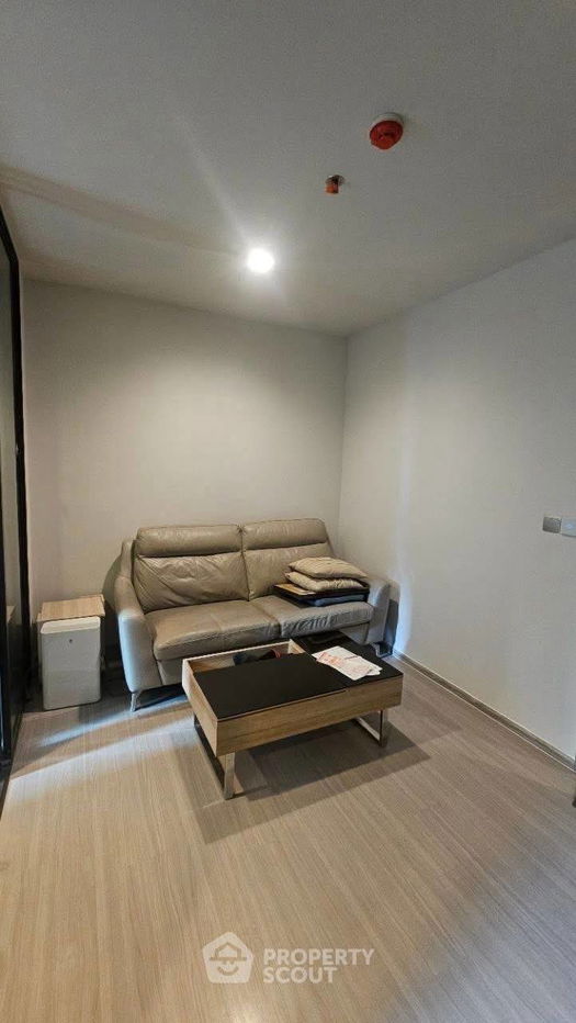 picture 1-BR Condo at Life Asoke - Rama 9 near MRT Phra Ram 9 (ID 2251945) - 4/8