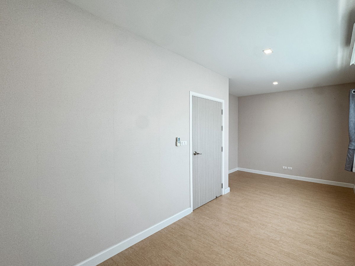 picture Patio Watcharapol-Ramintra Townhome (19.3 sq wah) 4 bedrooms, 3 bathrooms, near Watcharapol Intersection - 20/36