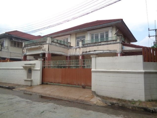 picture FOR SALE  HOUSE PROPERTY  3885000 BAHT. - 2/8