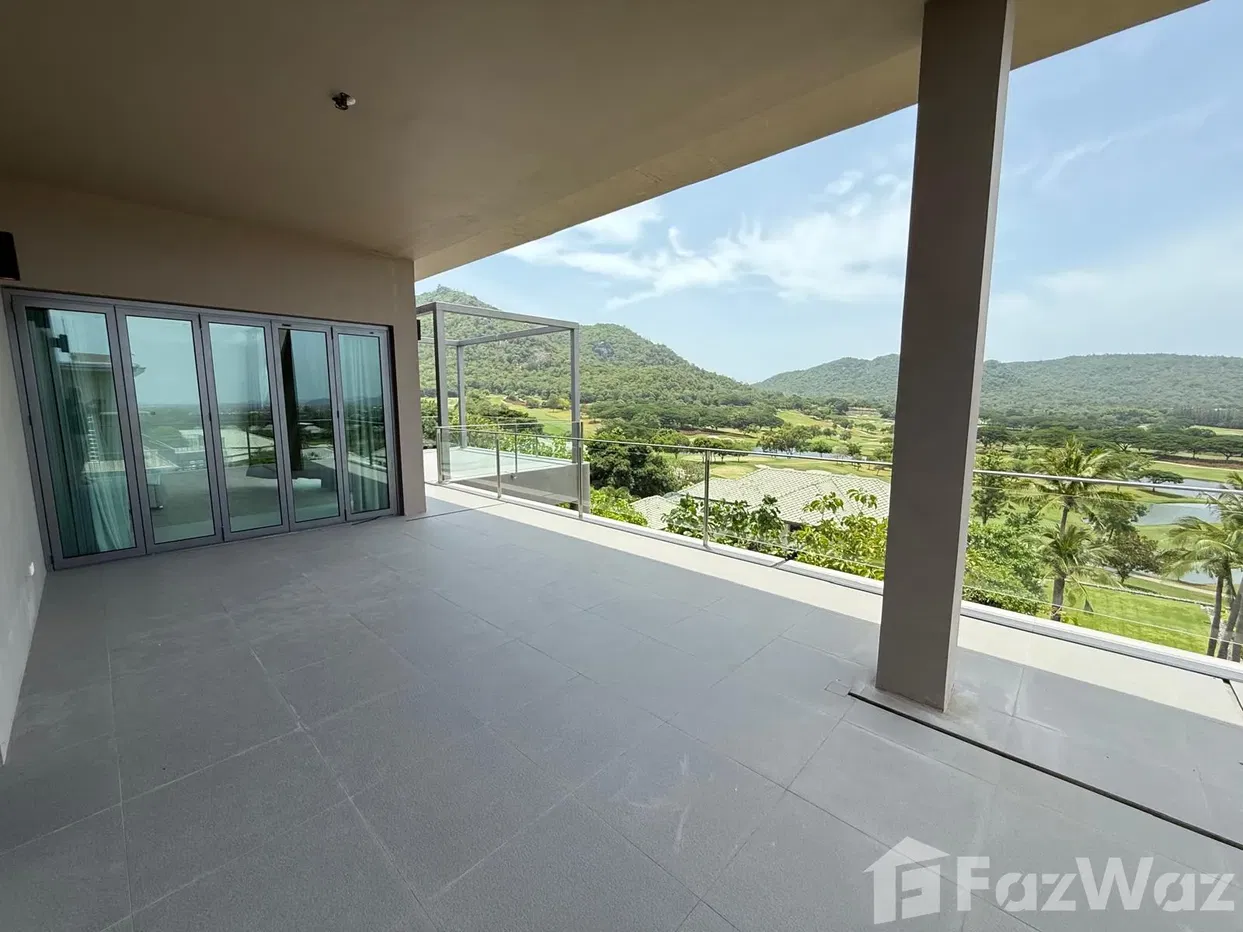 picture Exceptional 4-Storey Villa at Black Mountain Golf Resort - 67/83