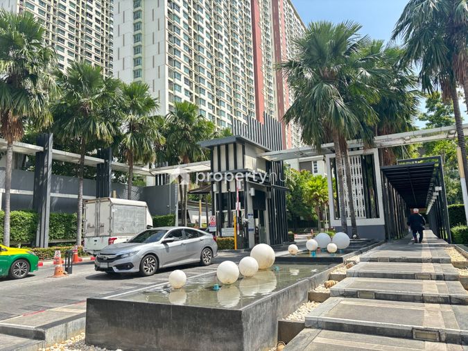Lumpini Park Riverside Rama 3