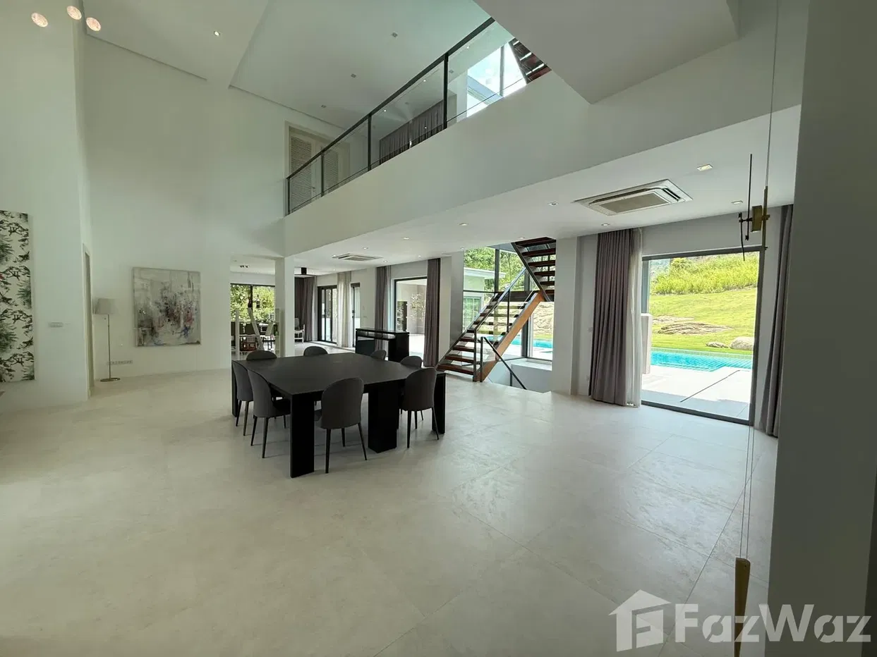 picture Exceptional 4-Storey Villa at Black Mountain Golf Resort - 34/83