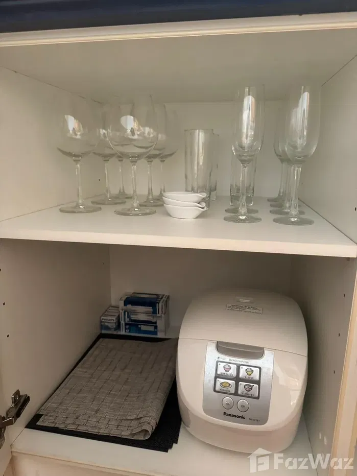 picture 1 Bedroom for sale - 8/23