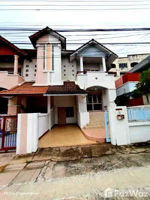 Townhouses for rent Bang Lamung Chonburi : TownHouse 2 bedrooms fully furnished
