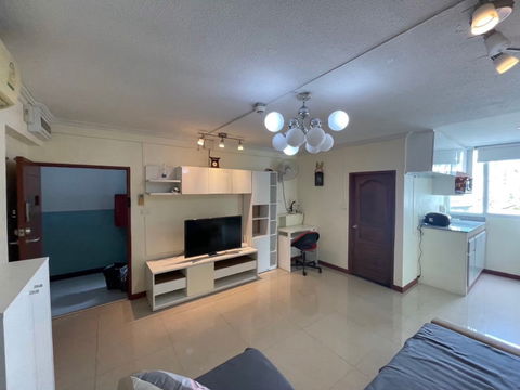 OMG114  < Available 1-Sep-25 > Nice 2 Bedroom + Cheap RENT @ [ Ratchathewi Tower ]
