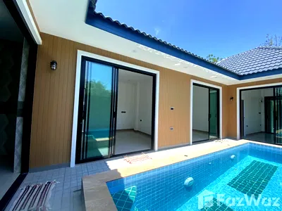 Houses for sale Prachaubkirikhan : 3 Bedroom Villa for sale in Hin Lek Fai, Prachuap Khiri Khan
