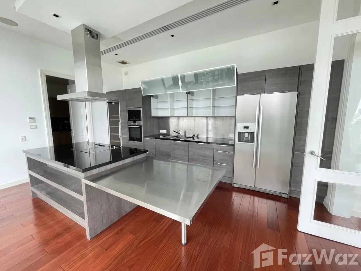 picture Le Raffine 39 – Luxury Duplex Condo for Sale Rare Item! - 7/20