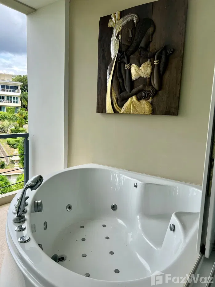 picture Pasrtial Sea View Modern Condo for Sale - 15/19
