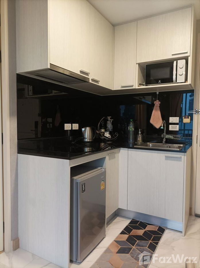 picture 1 Bedroom Condo for sale at Bless Residence Ekkamai - 2/4