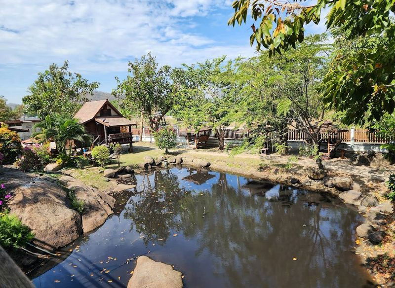 picture Land for sale with buildings, restaurant business, Ban Nong Kla, Mueang Chonburi - 7/16