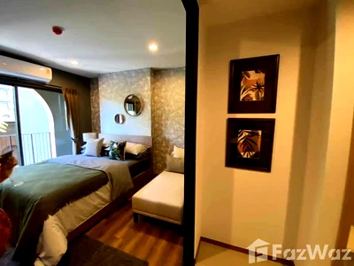 Condos for sale : Studio Condo at LA Habana 5640082