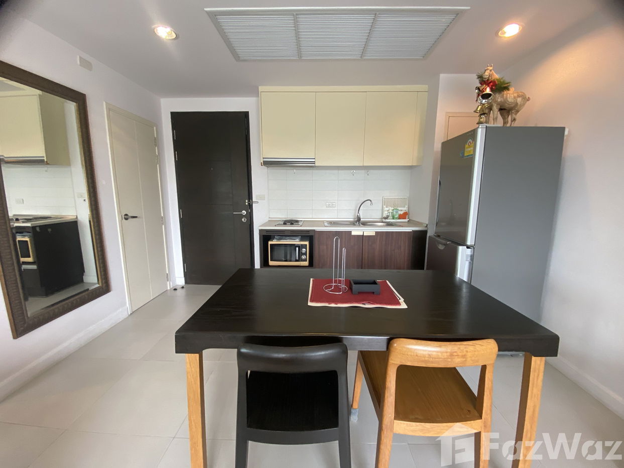 picture 2 Bedroom Condo for sale at Baan Sanpluem - 2/8