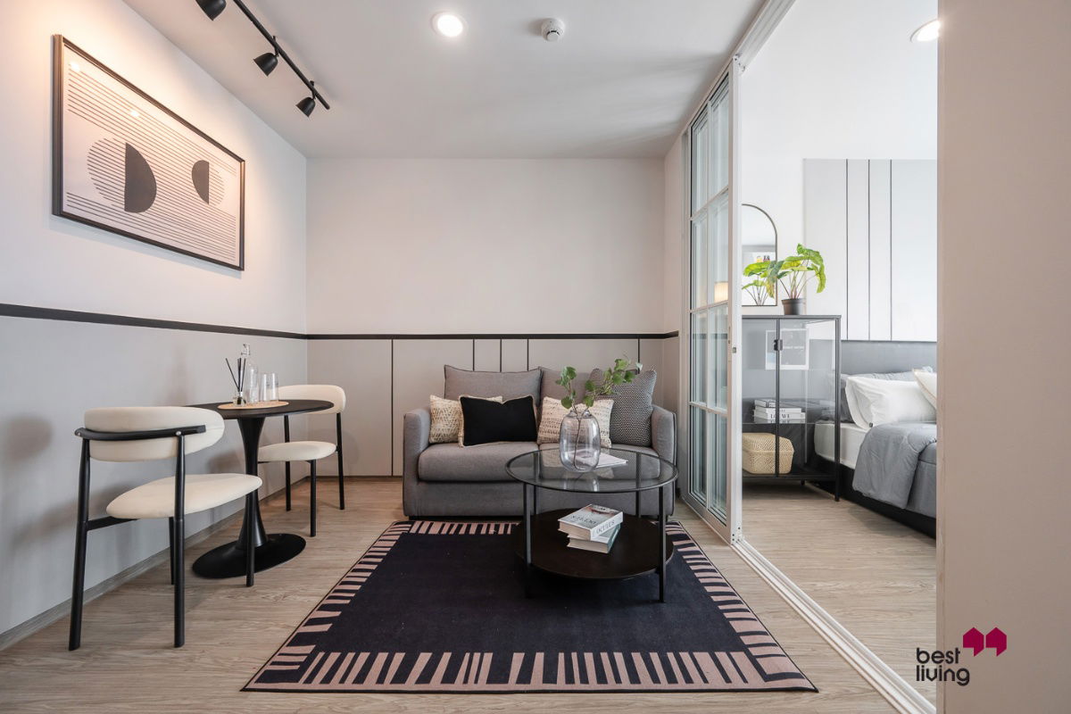 picture 🏢 Condo for Sale Regent Home 97/1, Prime Location, Near Shopping - 1/5