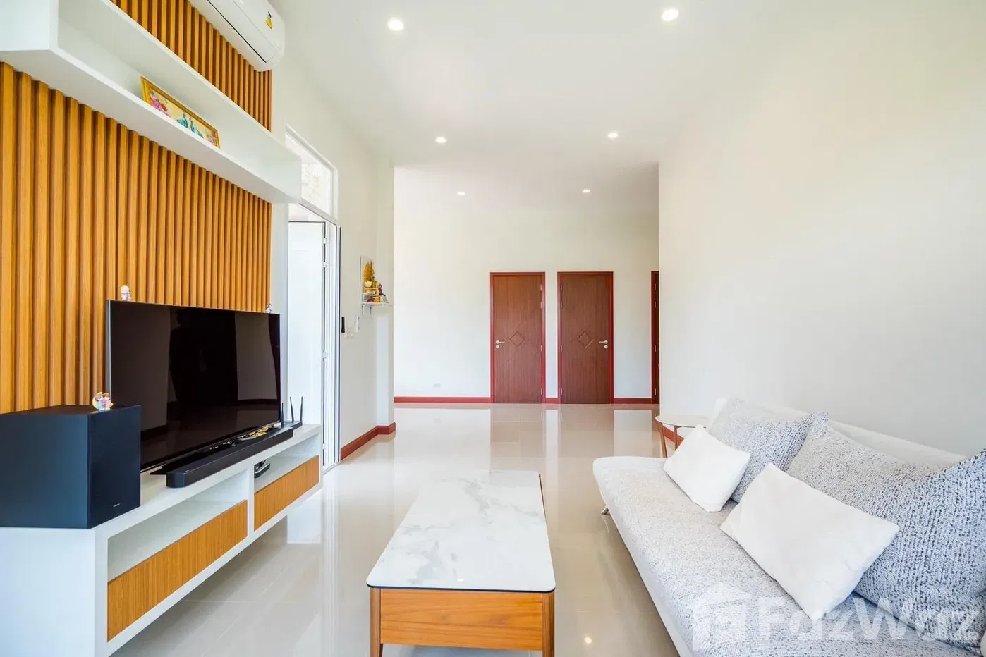 picture Private Pool Villa in Black Mountain Golf Course - 31/44