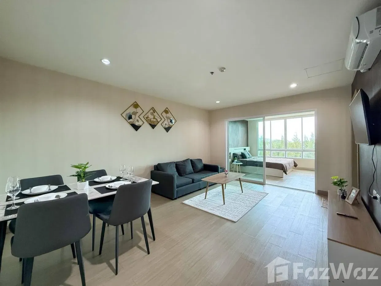 picture Newly Renovated - 1/11