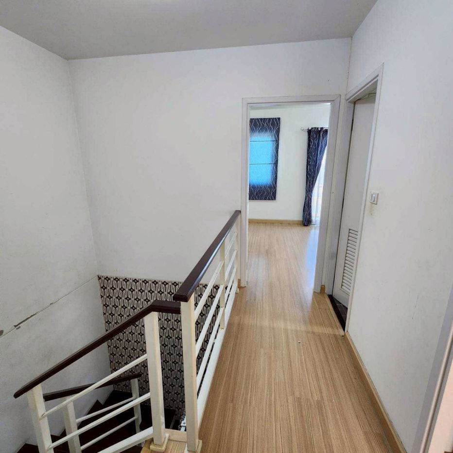 picture Townhouse for rent, 2 floors, The Connect Village 12a, King Kaew 37, front of house next to garden (N.1817) - 8/9