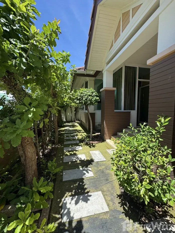 picture House for rent in Central Park Hillside 5552706 - 2/16