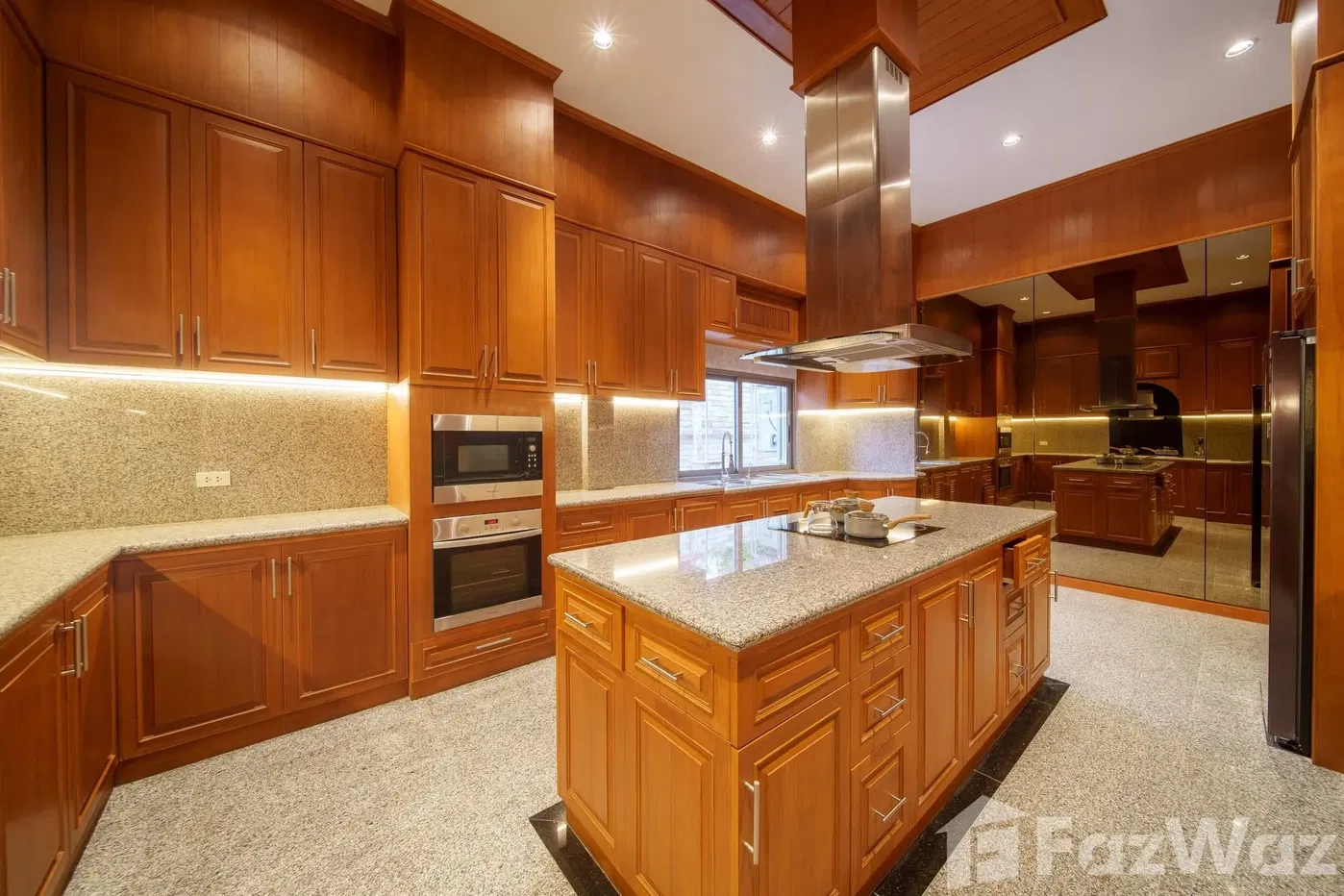 picture Pool Villa for Sale - 29/32