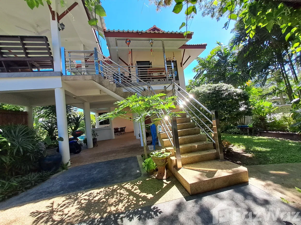 picture reduced! 4 Bedroom Villa at Royal Garden - 6/47