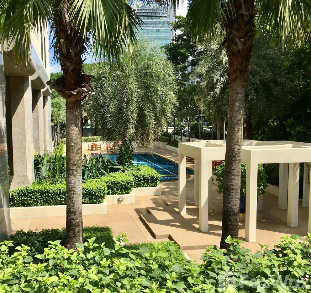 picture 2 Bedroom Condo for sale at Somkid Gardens - 9/10