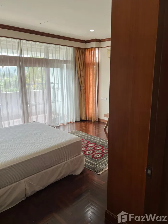 picture Golf-View 3 Bedroom Freehold Condo - 20/47