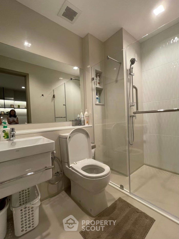 picture 1-BR Condo at Life Asoke - Rama 9 near MRT Phra Ram 9 (ID 2190645) - 11/11