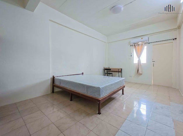 picture 7-storey apartment building for sale in a high-demand area near MRT Charan 13. Strong structure, consistent high occupancy - 16/22