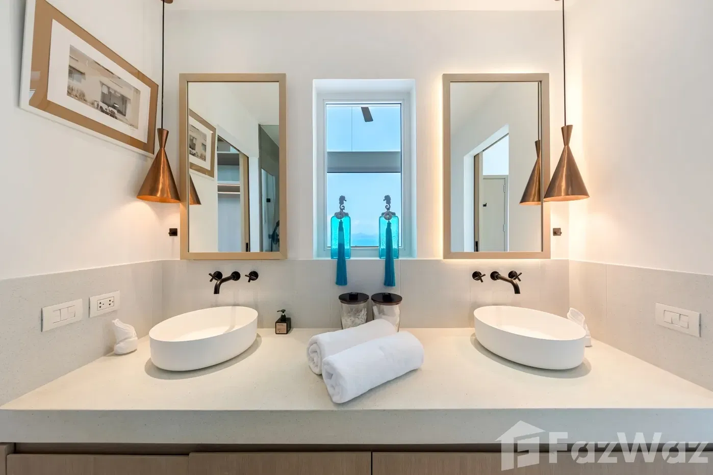 picture Luxury Living at Pacific Palisade Residence - 24/32
