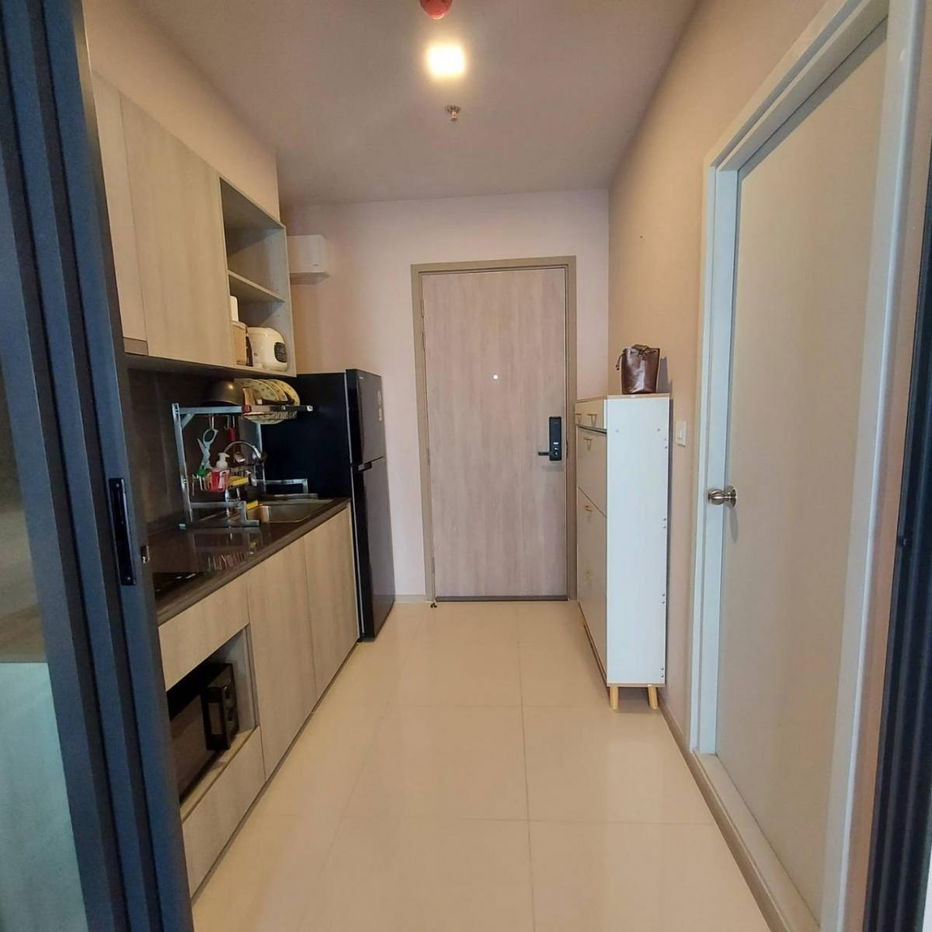 picture Airport link ramkhamhaeng 300 m. Price  12,000 Baht Condo THE TREE Pattanakarn - Ekkamai ( Rental ) - 6/11