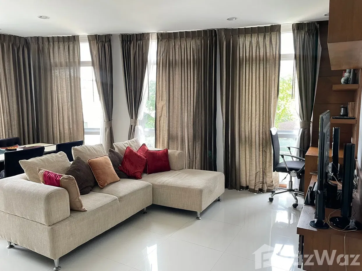 รูป คอนโดให้เช่า 3 ห้องนอน ในโครงการ อริสรา เพลส 2012523 - รูปที่ 1/19