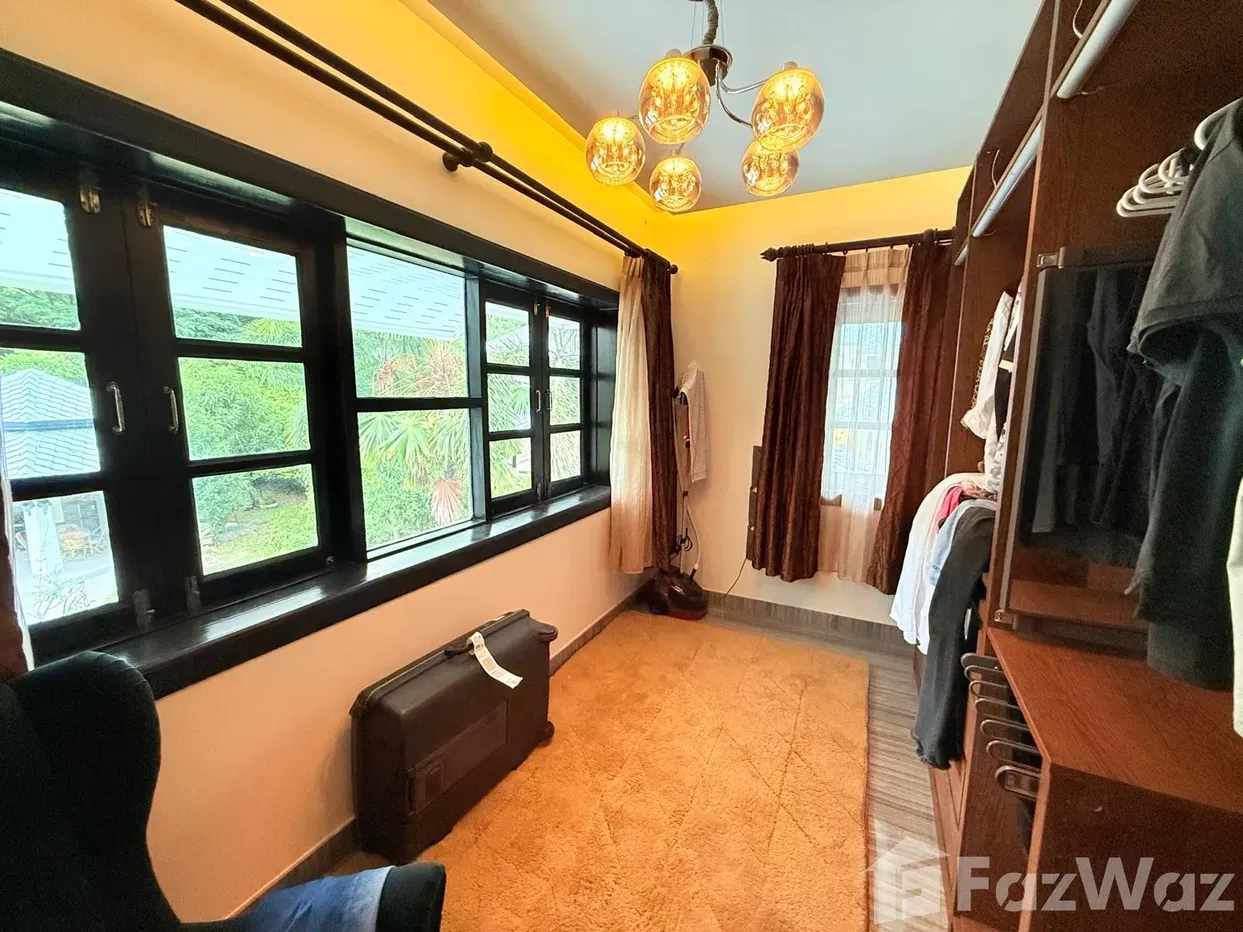 picture Rare 5-Bedroom Villa Near Hua Hin Town with Mountain Views - 37/44