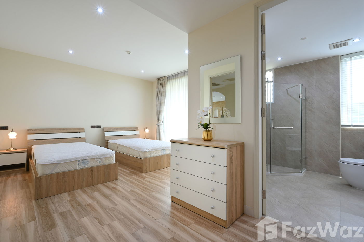 picture Sukhumvit 24 Luxury Condo with 1 unit per floor 4 Bed 5 Bath - 15/24