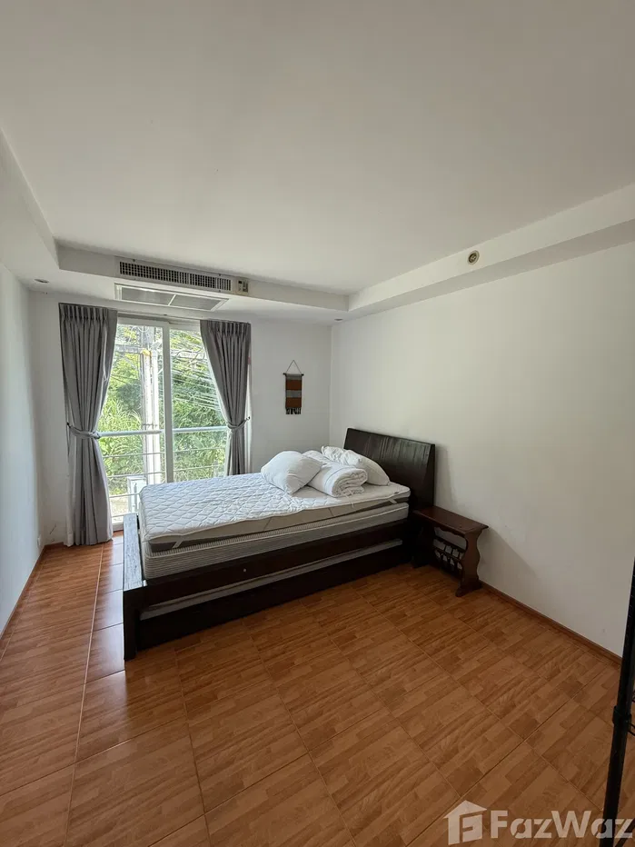 picture Spacious 3 bedroom apartment with seaview - 14/16