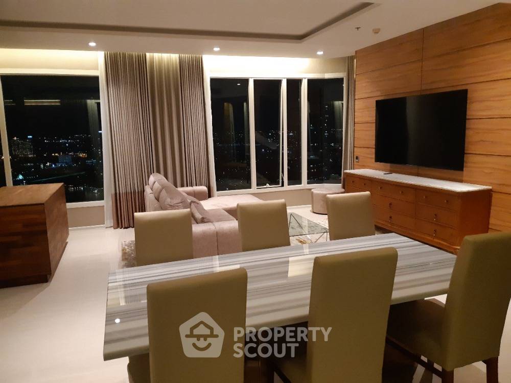 picture 3-BR Condo at Menam Residences in Wat Phraya Krai (ID 1817057) - 1/12