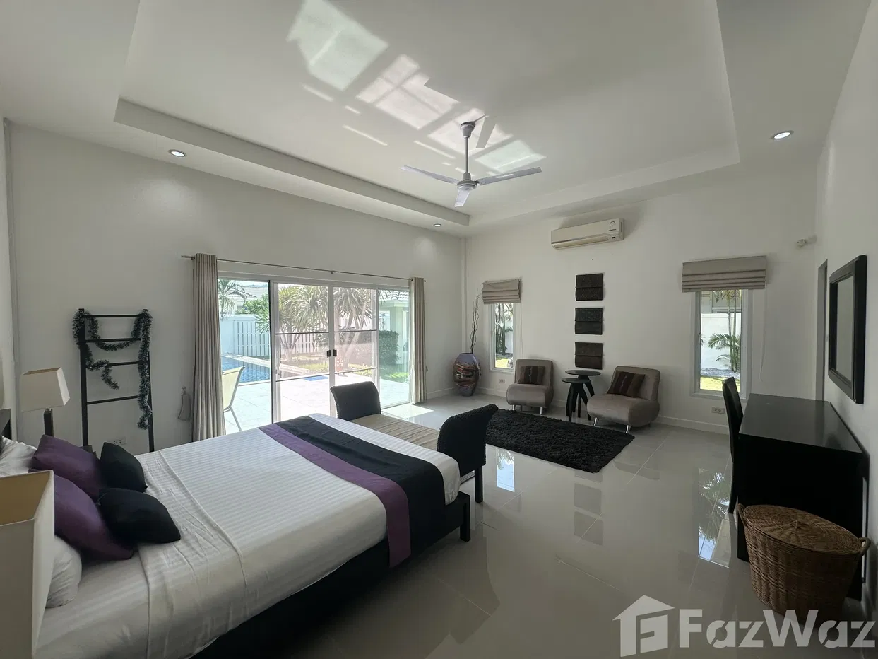 picture Large Private 4 Bedroom Pool Villa with Guest House - 8/31