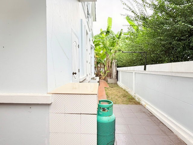 รูป ขายบ้านเดี่ยว ปัญจทรัพย์ ปาร์ค ปิ่นเกล้า 160 ตรว.พร้อมเฟอร์ พร้อมอยู่ 4ห้องนอน 3ห้องน้ำ 1 ห้องแม่บ้าน ติดถนนบรมราชชนนี - รูปที่ 26/39