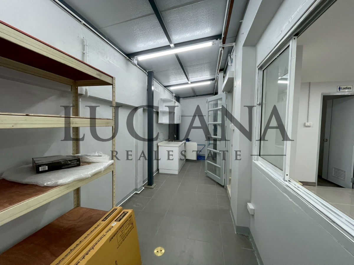รูป 🏡 ให้เช่าทาวน์โฮม 3 ชั้น หลังมุม ใกล้ MRT สุทธิสาร ทำเลทองสำหรับอยู่อาศัย & โฮมออฟฟิศ! ✨ - รูปที่ 6/15