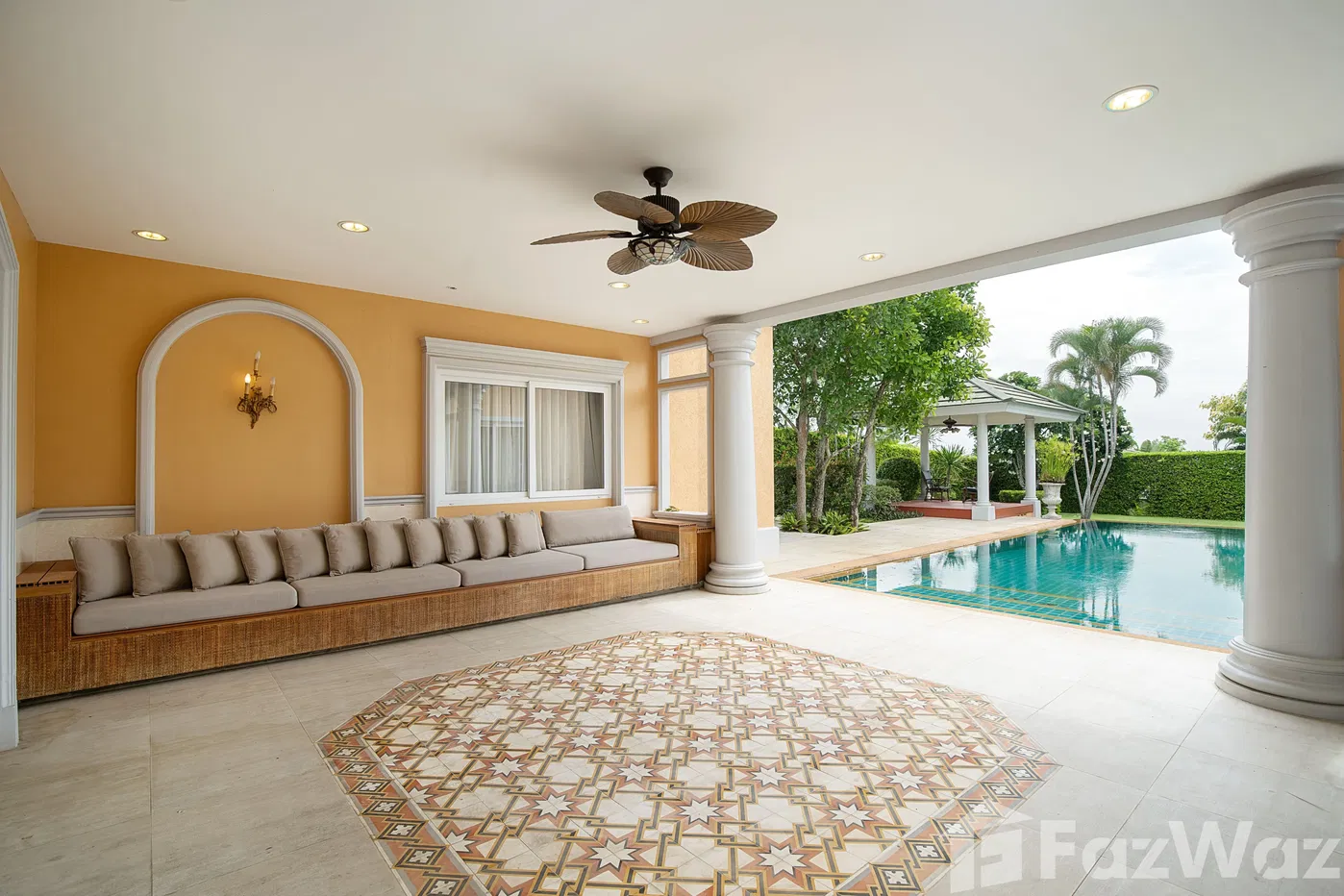 picture Luxury Vintage 3BR Villa with Pool, Garden & Bathtubs - 3/68