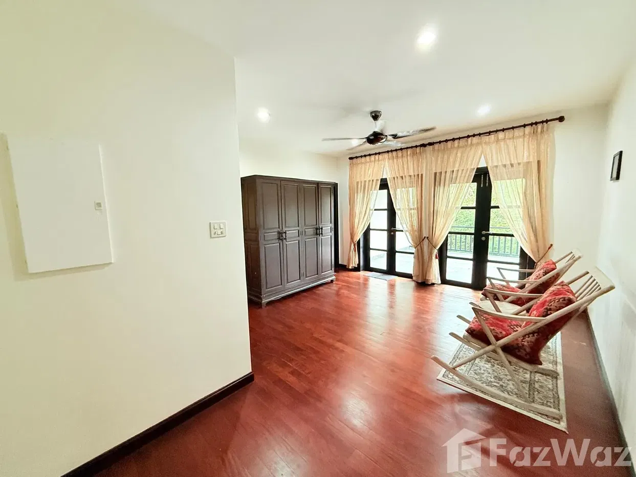picture Rare 5-Bedroom Villa Near Hua Hin Town with Mountain Views - 30/44