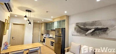 Condos for rent : 2 Bedroom Condo for rent at Maru Ekkamai 2 1635376