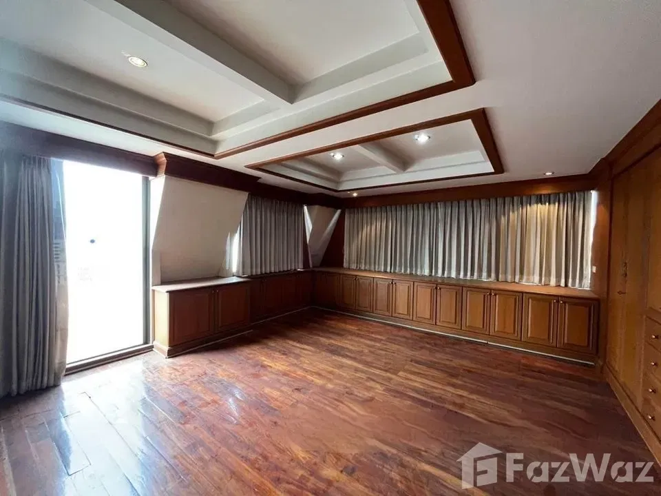 picture 3 Bedrooms for Sale at Diamond Tower - 1/8