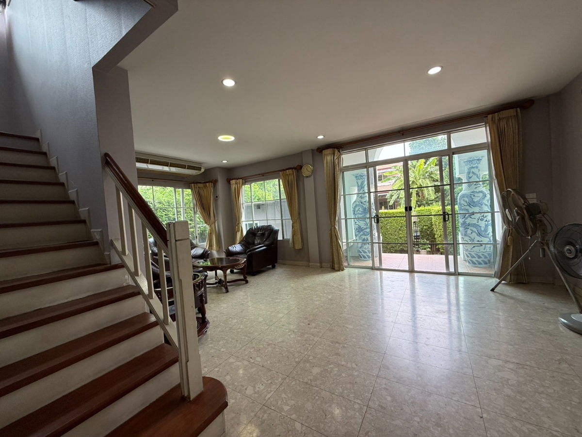 picture For rent Nantawan Suanluang 4 Bed 3 Bath Pets allowed Line ID 0619636888 - 24/25