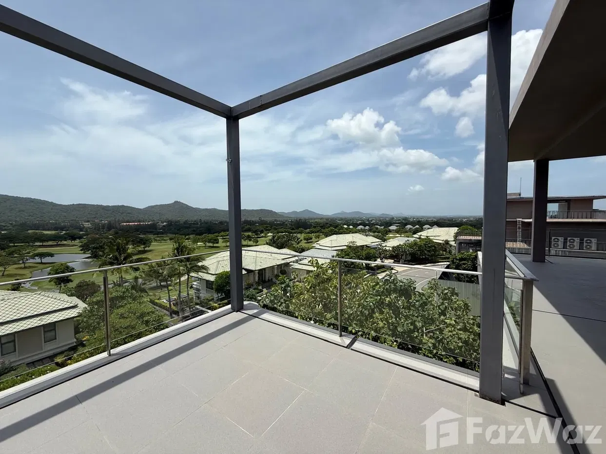 picture Exceptional 4-Storey Villa at Black Mountain Golf Resort - 68/83