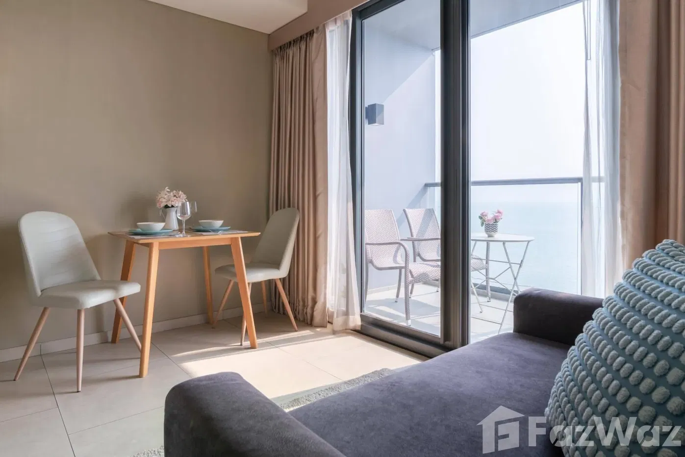 picture Beachfront Zire Wongamat Condo For Sale, in Pattaya - 7/10