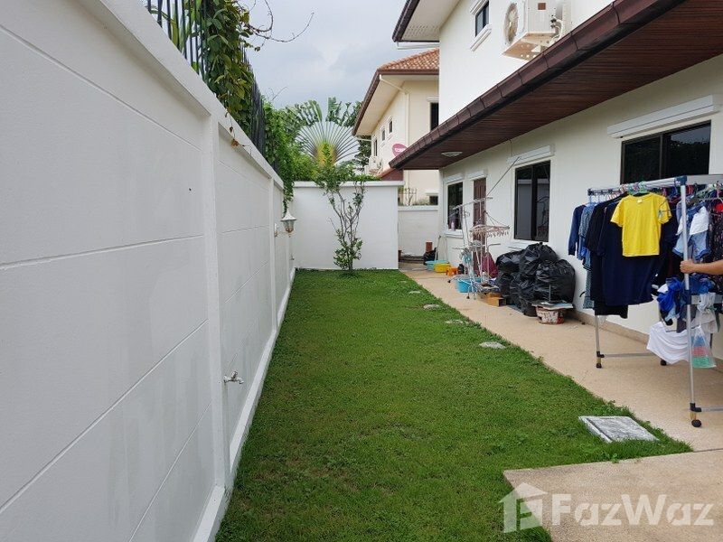 picture 4 Bedroom Villa for sale at Lakeside Court - 22/48