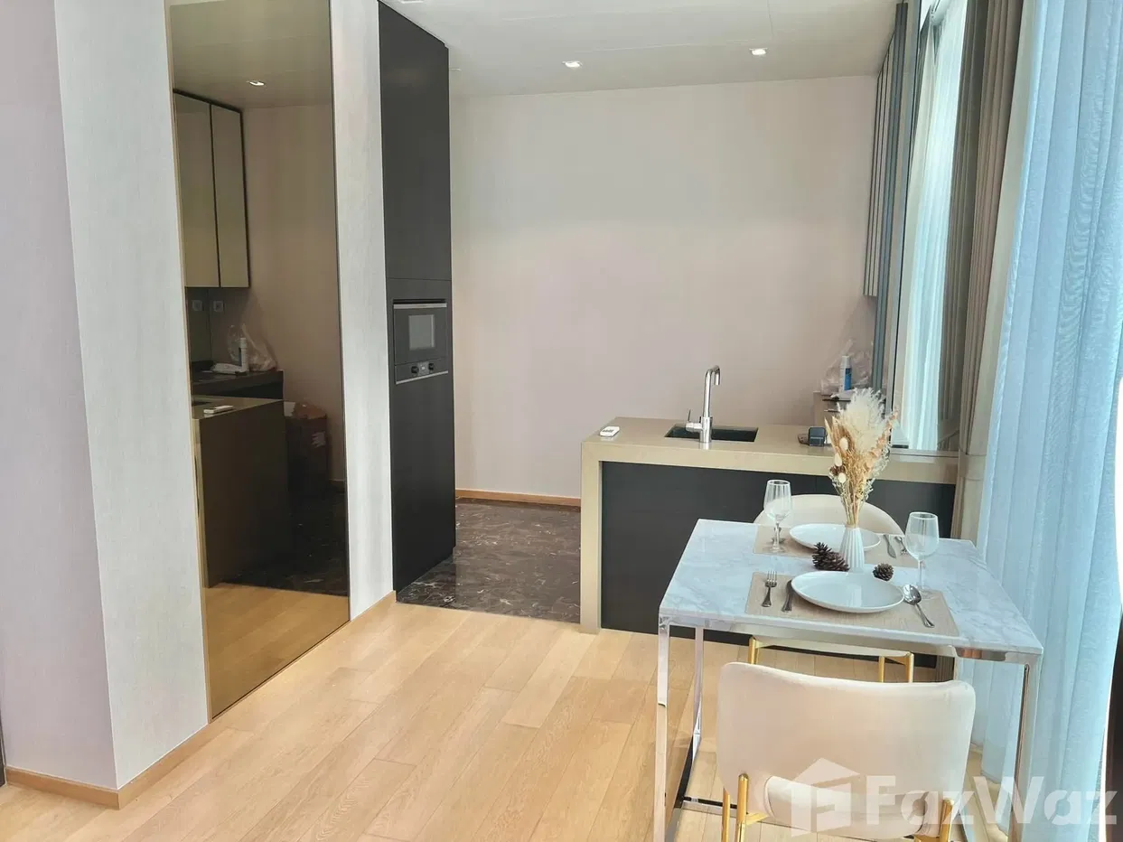 picture 1 Bedroom Condo for rent at 28 Chidlom 5569771 - 4/7